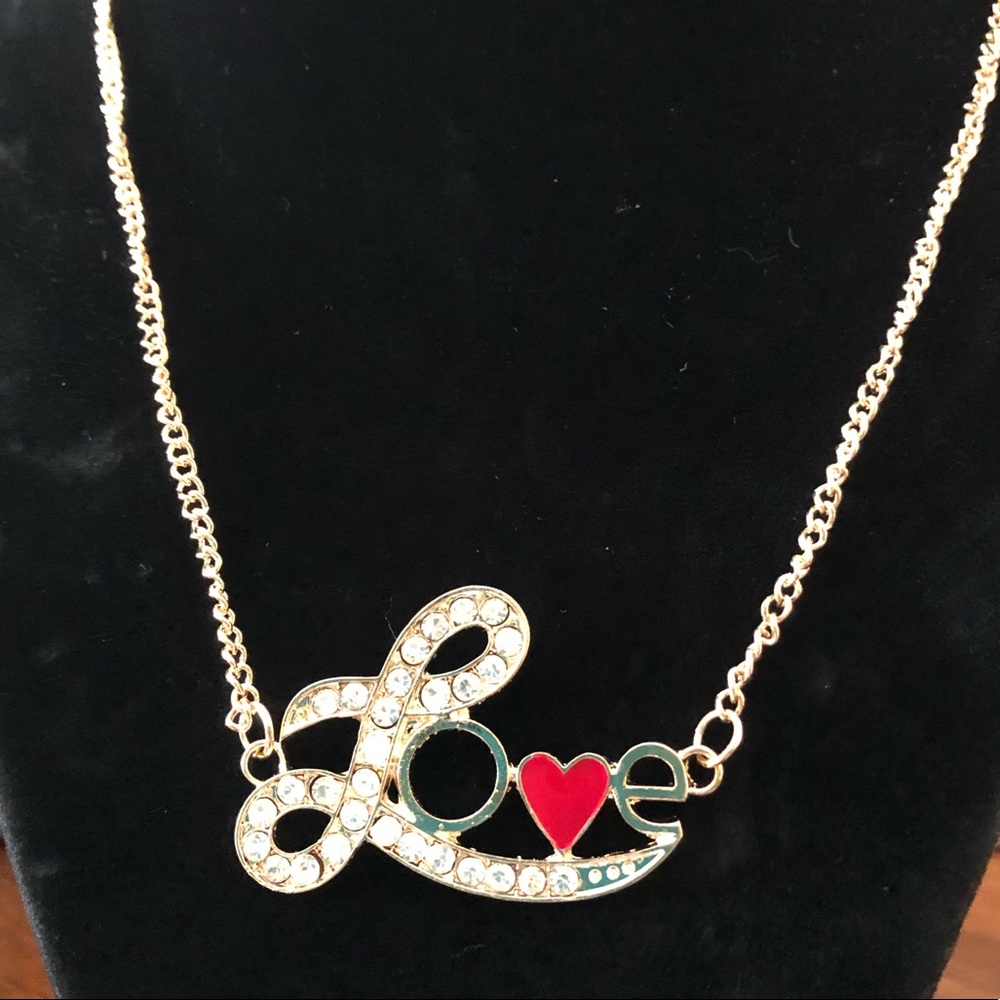 😳😮😳 5 for $10 Gold "LOVE" pendant red heart